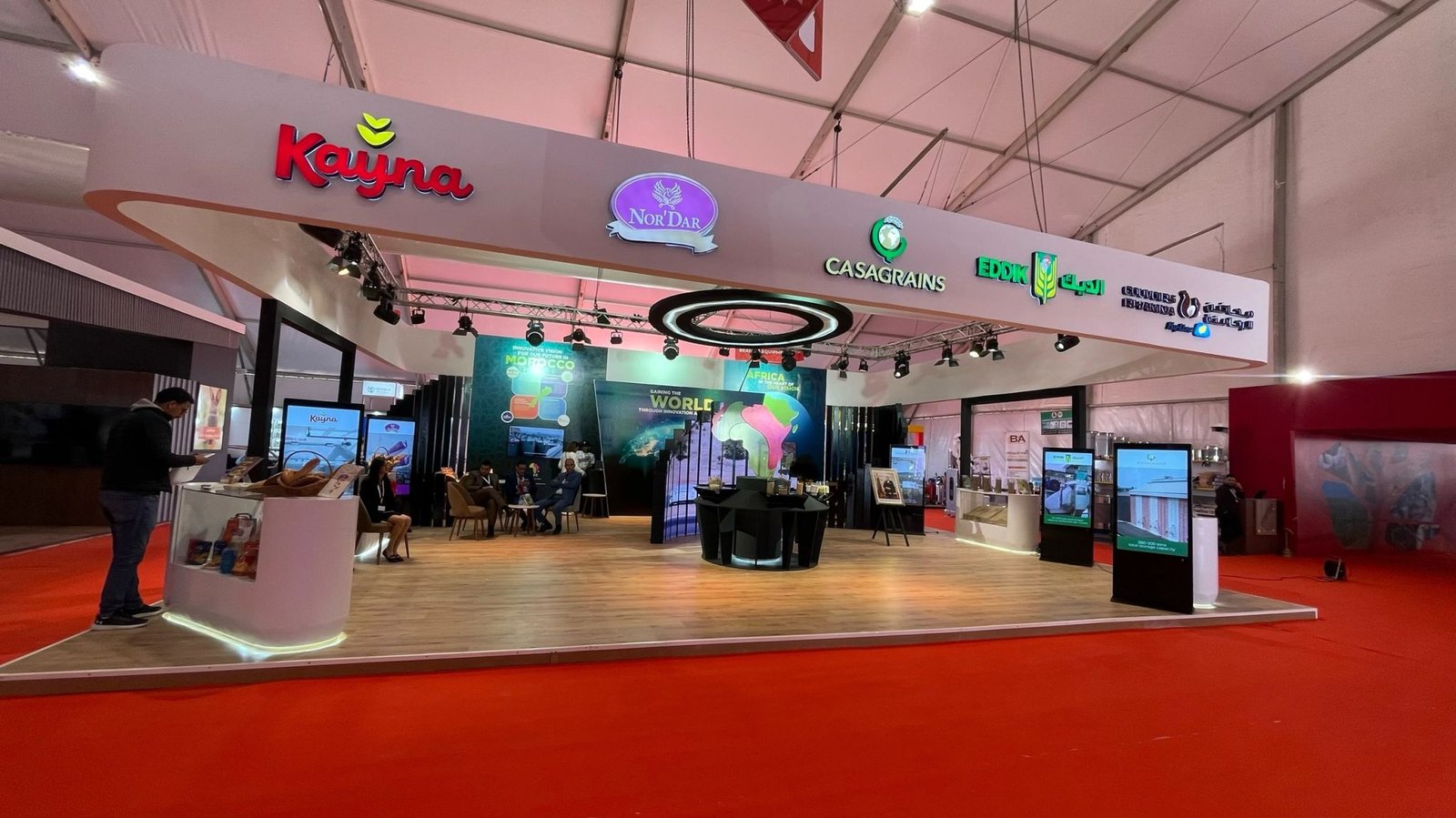 Stand Africa Feed & Food - Stand by Fergus